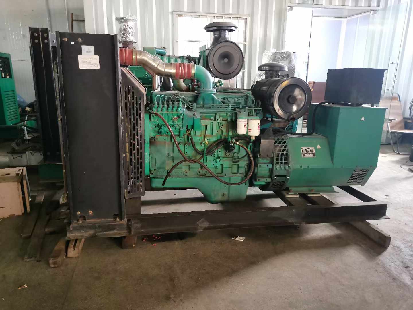 丛台发电机租赁如何确定电缆的承载电流是否在安全范围内？