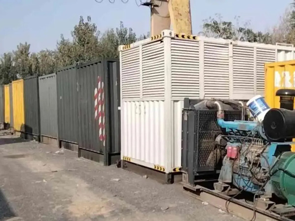 丛台200KW柴油发电机机组每小时油耗是多少？